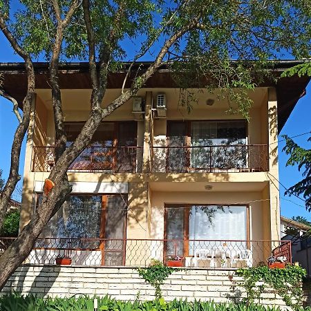 Villa Elina Balchik Luaran gambar