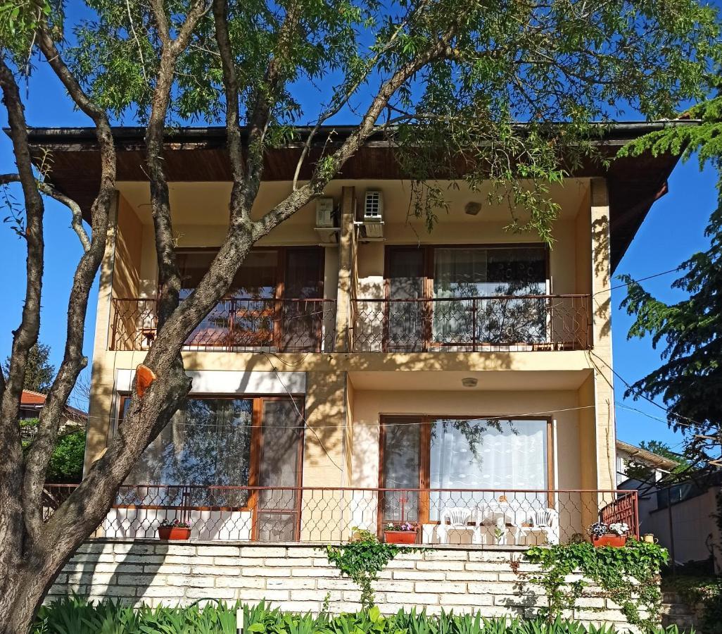 Villa Elina Balchik Luaran gambar