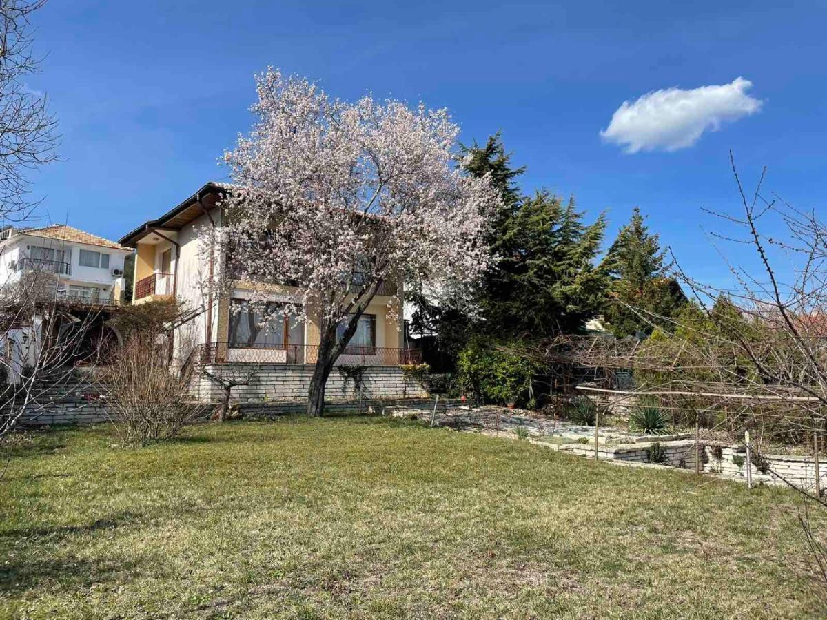Villa Elina Balchik Luaran gambar