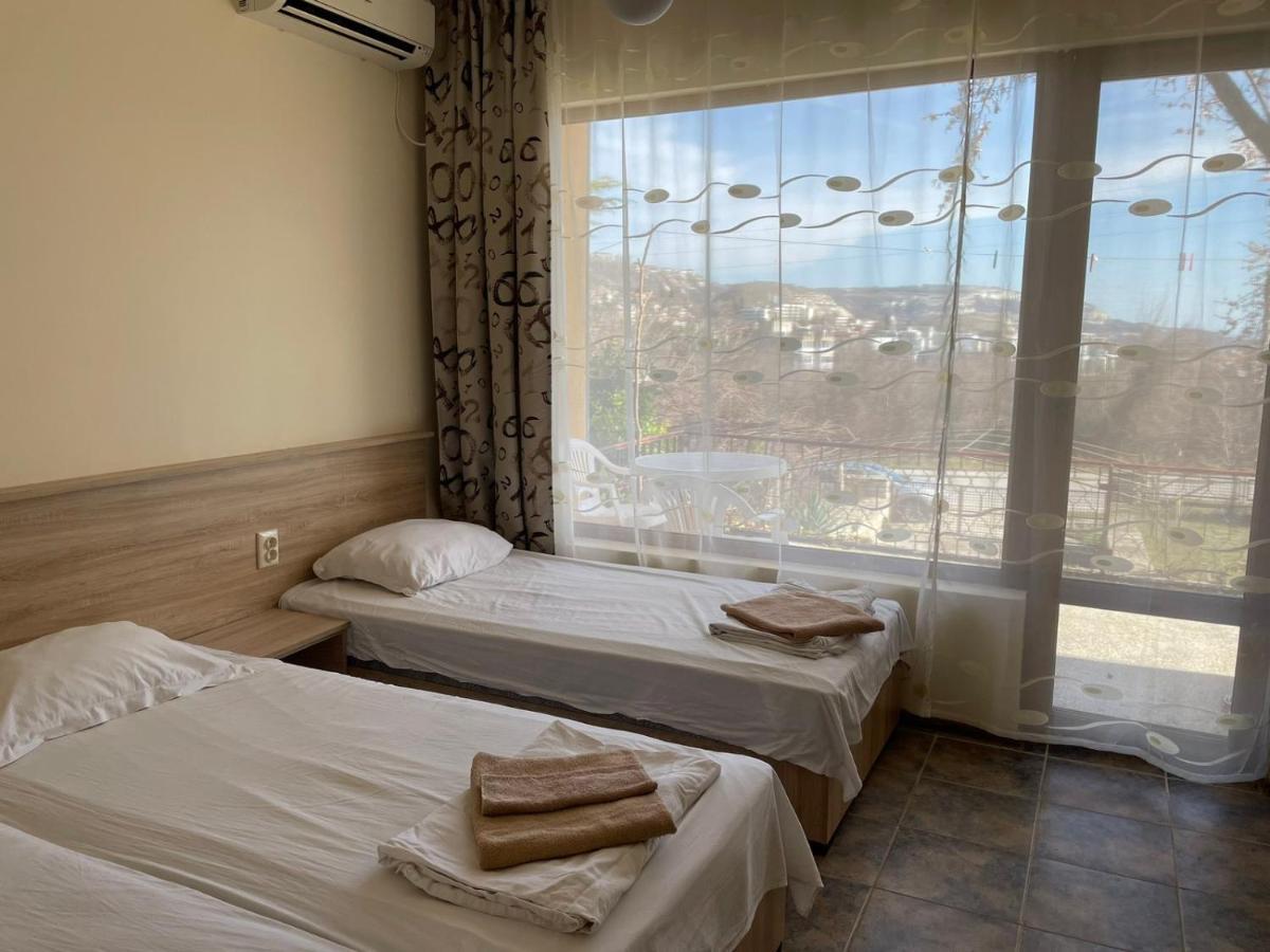 Villa Elina Balchik Luaran gambar